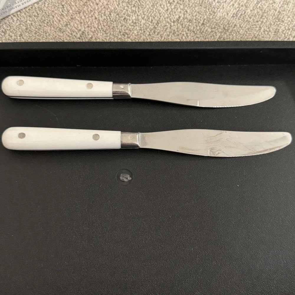 W. MardiGras‎ Butter Knives Replacements Stainless Steel White Handle Spreaders